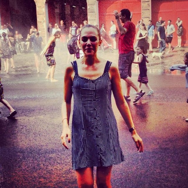 Berlin'de yaşayan Uzerli, bol bol bisiklete biniyor.