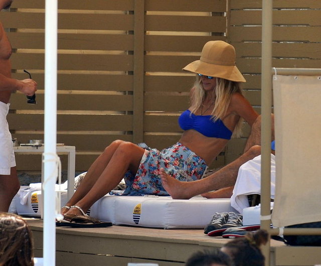 Doğum kilolarından hızlıca kurtulan Coşkun eski formuna çoktan kavuştu.