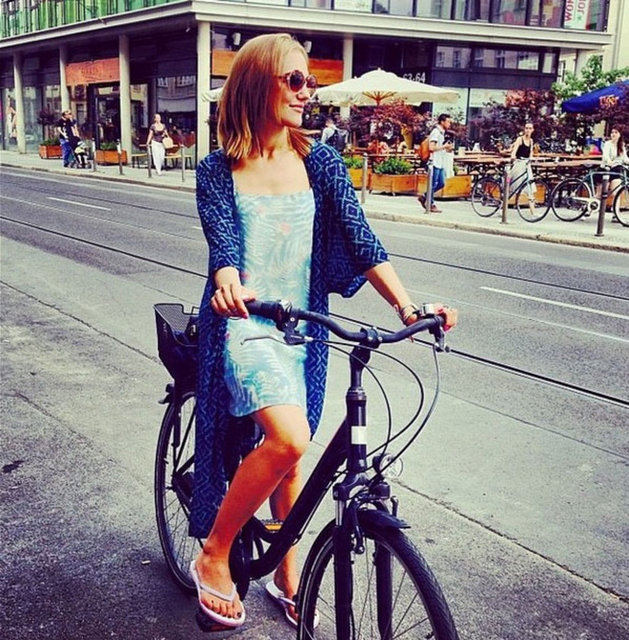 Hürrem Sultan'dan ilgi çeken pozlar