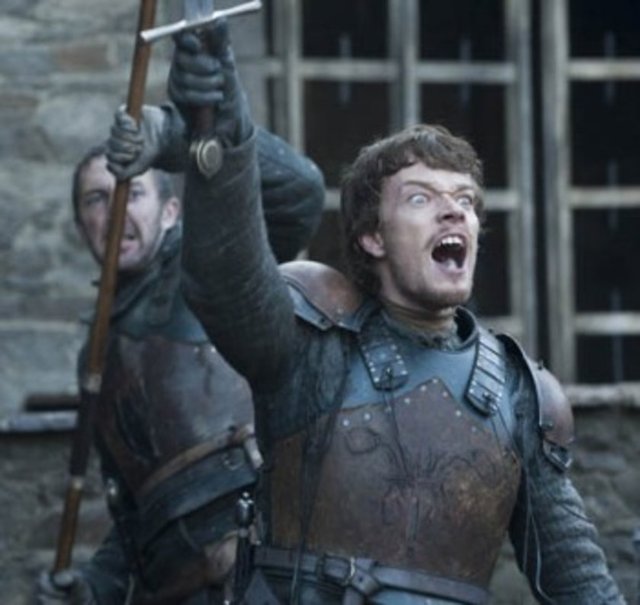 'Game Of Thrones' dizisi ensest ilişkilere aşina. Ancak şarkıcı Lilly Allen'a bu kadarı fazla gelmiş.
