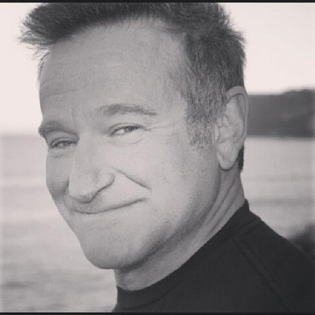 MERT YAVUZCAN - Robin Williams yolun ışık olsun