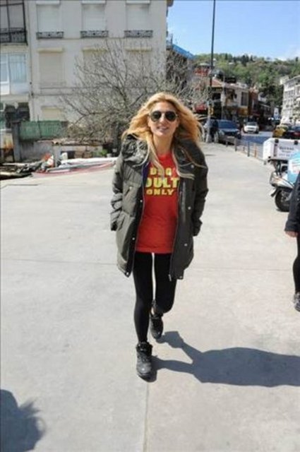 -Hacı ile her gün iki kere yürüyoruz. Gün de 3 saat spor yapıyoruz.