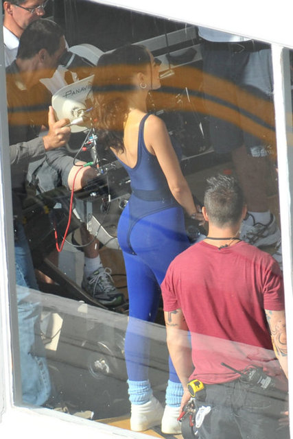 Yolanthe "Hamilelik nedeniyle kilo alırsam bozulurlar diye korkuyorum. Doğru besleniyor, her gün 1 saat yürüyor ve masaj yaptırıyorum" diye konuştu.