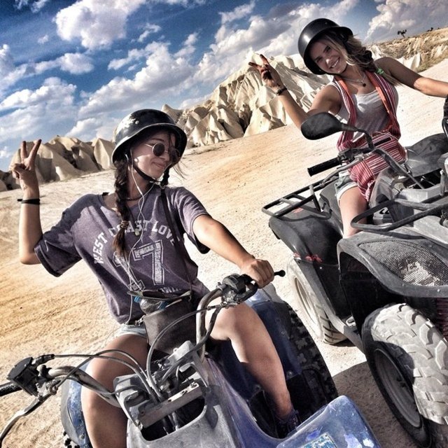 Ceyda Ateş'in Instagram fotoğrafları