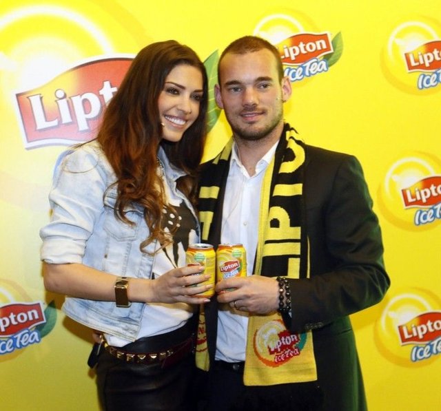 WESLEY SNEIJDER - YOLANTHE CABAU