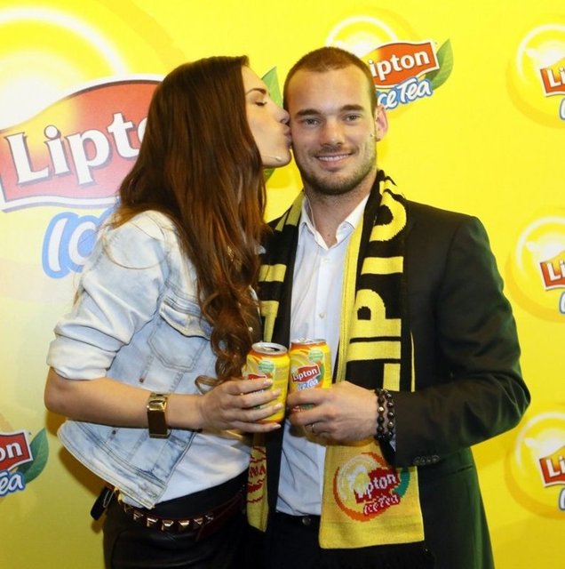 WESLEY SNEIJDER - YOLANTHE CABAU