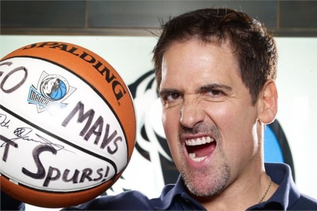 Kendi takımına sahip olmak -  - Mark Cuban Dallas Mavericks takımını satın almıştı. Takım NBA şampiyonu olduğunda Cuban kutlamalar için dört saatte 110 bin dolar harcama yapmıştı.
