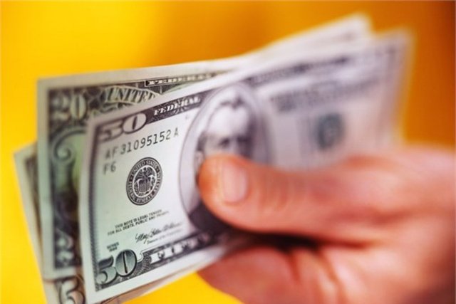 Cömert bağışlarda bulunmak -  - Bill ve Melinda Gates'in kurduğu Bill ve Melinda Vakfı'na çift 1999 yılında 5 milyar dolarlık bağış yapmıştı. Wipro yöneticisi Azim Premji ise Hindistan'da kurduğu Azim Premji Vakfı'na 2 milyar dolarlık bağışta bulundu.