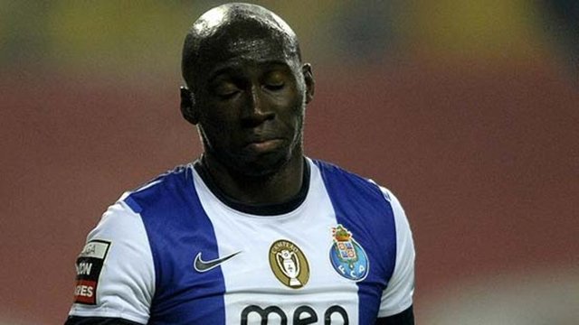 2014 Mangala: 6.5 milyon Euro'ya S.Liege'den geldi; 40 Euro'ya M.City'e gitti