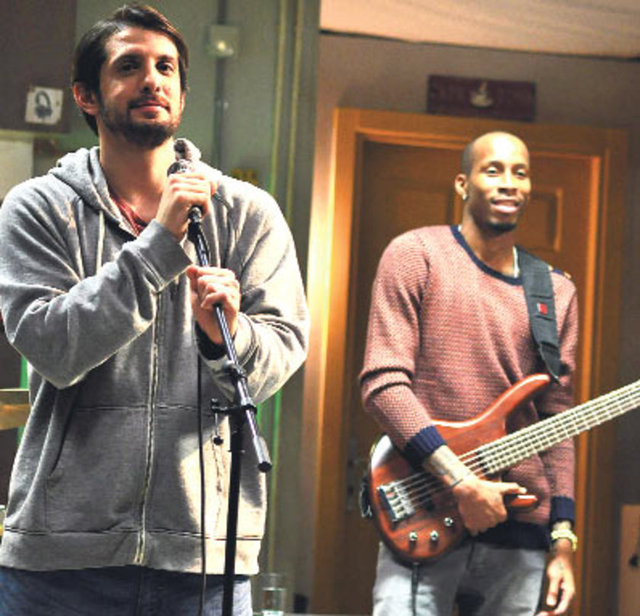 Öte yandan Kerem Tunçeri'nin sevgilisi Peray Özdil, minik bebeğin fotoğraflarını, Instagram'dan paylaştı...