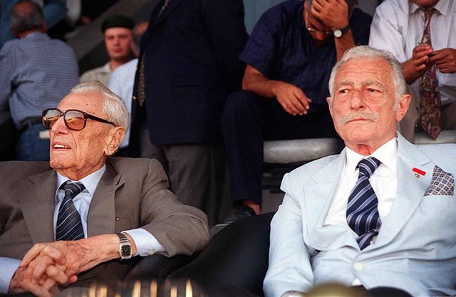 Beşiktaş, 1999-2000 futbol sezonunu mütevazi bir törenle açmıştı... 19/07/1999