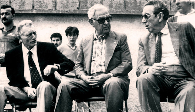 Türk futbolunun efsane başkanı 13 Ağustos 2014 Çarşamba günü hayata gözlerini yumdu...