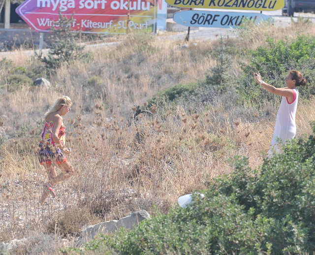 ARZU SABANCI, NESRİN SARIOĞLU