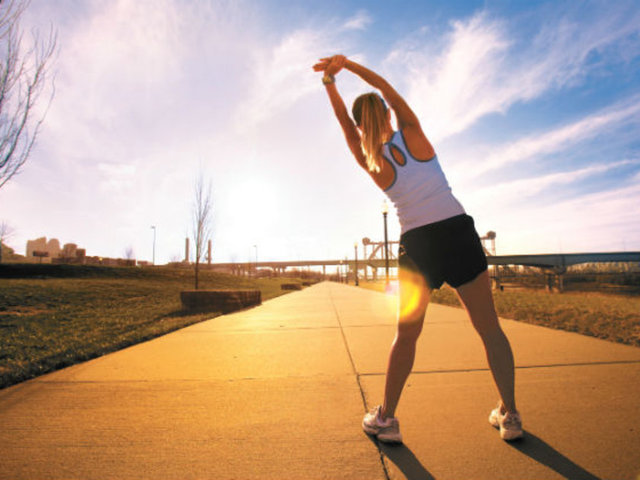 Sabah yürüyüşünün daha iyi olmasının nedeni, havanın sabah daha taze olmasıdır.