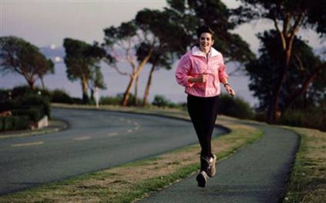 Kilo vermek amacıyla naylon vb. giysileri vücudunuza sarmamalısınız.