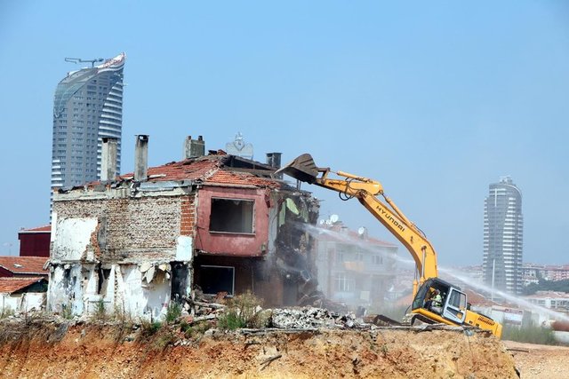 Çevre ve Şehircilik Bakanlığının bir araya getirdiği şirket yetkilileri ve hak sahibi Alaaddin Demirel anlaşmaya varmış, Demirel ile aynı ada üzerindeki 573 hak sahibi ile aynı şartlarda yüzde 50 hak oranı ile anlaşma yapıldığı bildirilmişti.