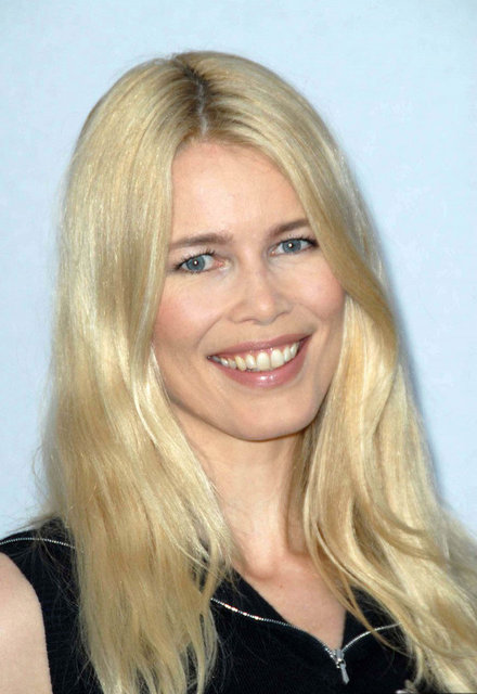Claudia Schiffer – Yüzü  - 1 milyon dolar