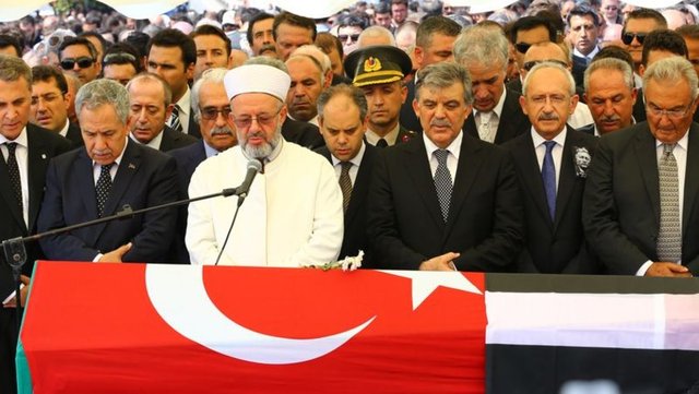 Başbakan Yardımcısı Bülent Arınç -