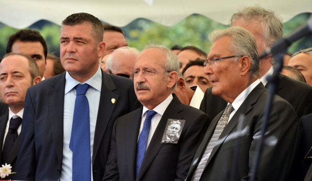 Spor Genel Müdürü Mehmet Baykan, Galatasaray Başkanı Ünal Aysal, FIBA ve TBF Başkanı Turgay Demirel>