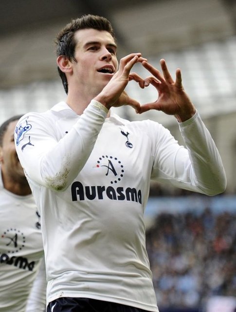 (2012) Bale'in adı Real Madrid ve Barcelona gibi dünya devleriyle anılıyordu artık.