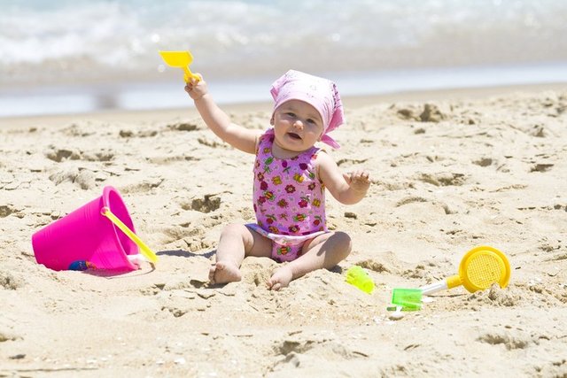 Aşırı sıcaklar, birçok sağlık riskini de beraber getiriyor, bunlardan biri de beyin kanamaları