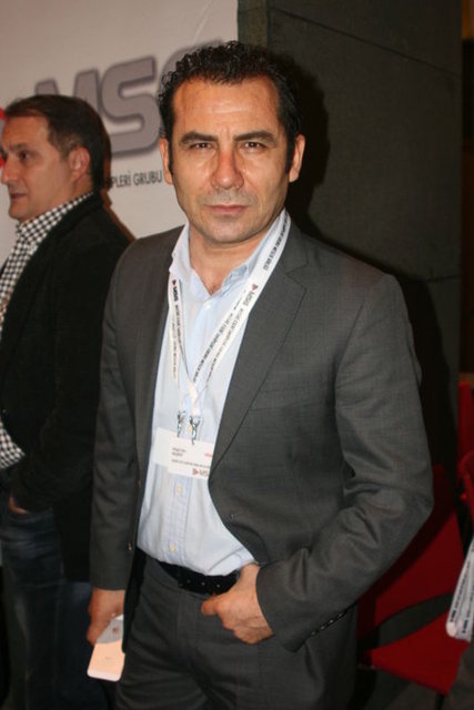 FERHAT GÖÇER