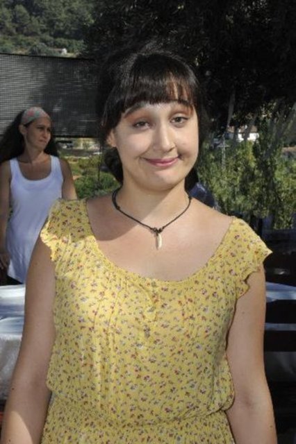 Bodrum'da bir klinikte zayıflayan Özay, "Çok zor. Hiç birşey yiyip içmeden seni sıkıdenetime alıyorlar" dedi.