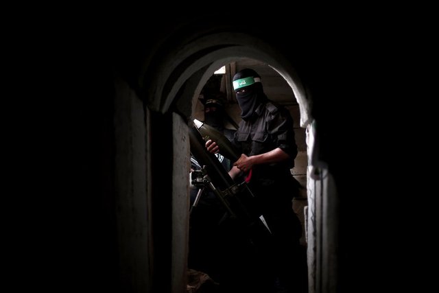 Kassam yetkilileri, söz konusu tünel ve mevziler aracılığıyla, Şucaiyye saldırılarında İsrail'e önemli kayıplar verdirdiklerini, kullandıkları "Konkurs tanksavar füzesiyle" Şucaiyye'ye giren çok sayıda zırhlı aracı vurduklarını ifade etti.