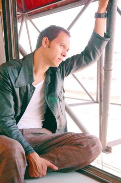 Önern Erkan - Aktör 1.75 cm boyunda.