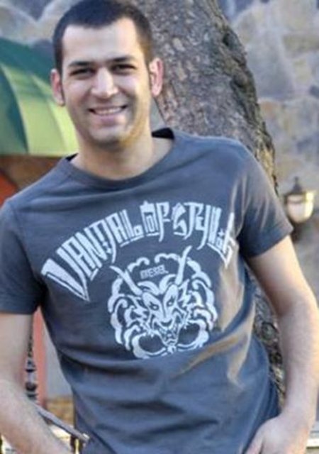 Murat Yıldırım - Yakışıklı aktör 1. 77 boyunda.