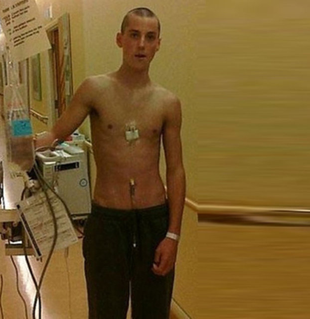 Bu 20 yaşındaki gencin adı Zach Zeiler.