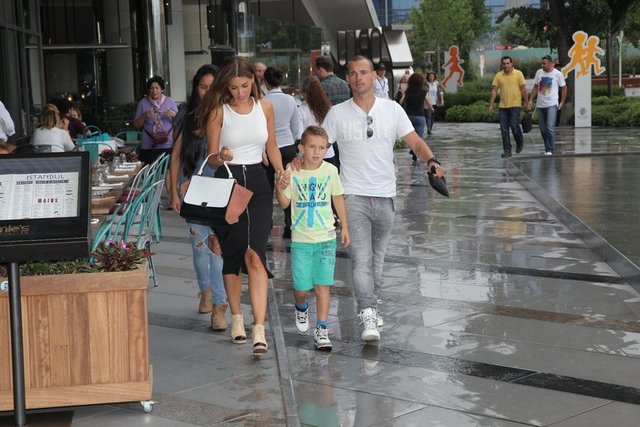 WESLEY SNAIJDER - YOLANTHE CABAU