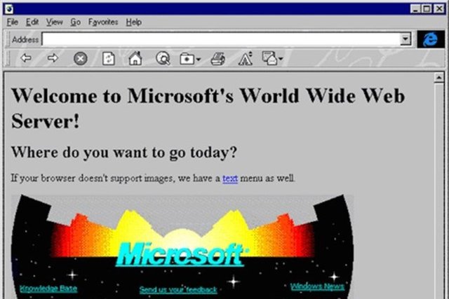 - Microsoft'un anasayfası -  - 20 yıl önce Microsoft'un anasayfası böyle görünüyordu. Anasayfadaki resmin yüklenmesi için uzun süre beklemek gerekiyordu.  -