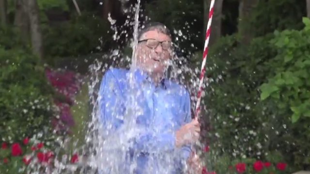 http://video.haberturk.com/ekonomi/video/bill-gates-basindan-buzlu-su-dolu-kovayi-bosaltti/123254