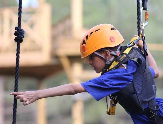 Kampa katılanların karşılarına çıkan zorluklarla nasıl başa çıkacakları konusunda kendi stratejilerini geliştirdiklerini vurgulayan Çubukçu, "En önemlisi de çalışmalar bittikten sonra çocuklar...