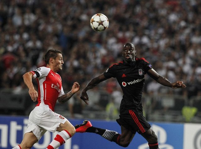 "O şut neydi öyle Demba Ba fazla pes oynuyor heralde"