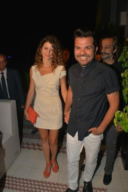 Beren Saat'le geçen ay Amerika'da evlenen Kenan Doğulu, düğün sonrası ilk konserini önceki akşam verdi.