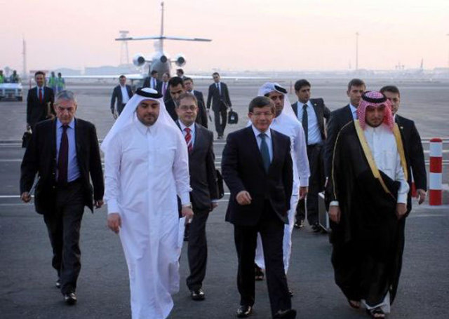 Yazmayı planladığı kitaplara yoğunlaşmayı,üniversiteye dönmeyi hayal ediyordu.2007 seçimleri yaklaşırken milletvekili olmayı düşünmediği gibi ayrılmaya niyetlendi.Seçim sonrasında dosyalarını hazırlamaya da başladı.Ancak ayrılmasını ne Erdoğan uygun buldu