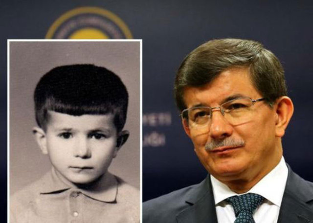 Ahmet Davutoğlu,henüz bir ortaokul öğrencisiydi o günlerde.Bu denli erken yaşta kimliğiyle ilgili derin düşüncelere dalmasının nedenlerinden biri İstanbul'un tarihi atmosferi diğeri de öğrencisi olduğu İstanbul Erkek Lisesi'ydi.