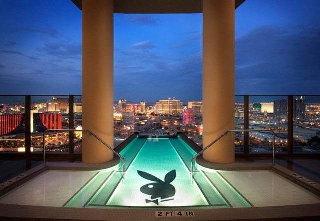 4. Hugh Hefner Sky Villa, Las Vegas – 35 bin dolar
