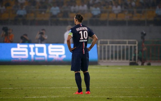 "Onyewu'yu dövdükten sonra göğüs kafesimden bir kemik kırıldı ancak buna değdi."