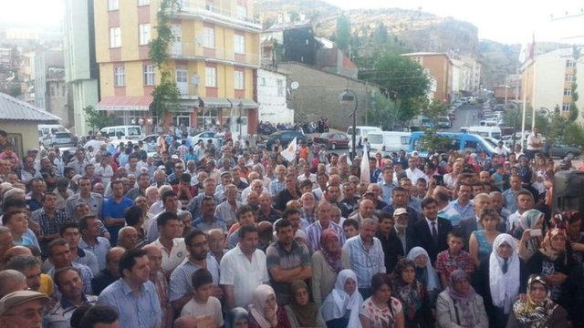 60'ncı Hükümette Dışişleri Bakanlığı'na atandı. Ak Parti'den 24'üncü dönem Konya Milletvekili olarak seçildi. 61. Hükümette Dışişleri Bakanlığı görevi yeniden üstlendi. -