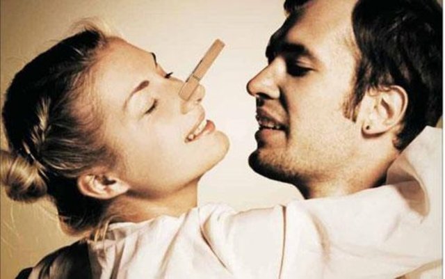 Dt. Aslı Tapan, ağız kokusu ve tedavisi hakkında bilgi verdi.