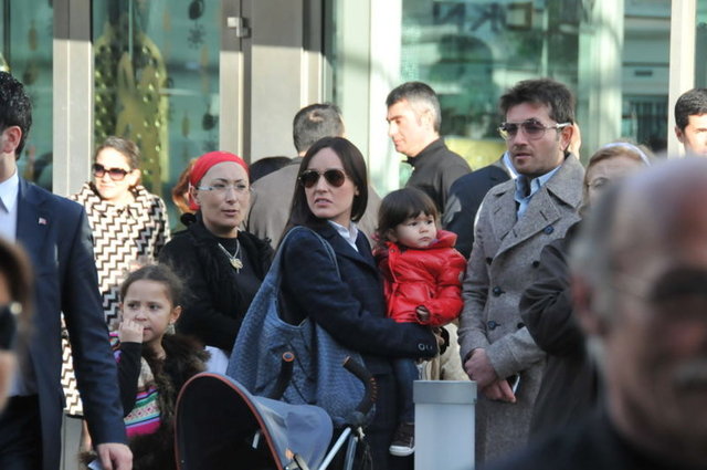 BURAK ÖZTARHAN ,  NAZLI ÇELİK 
