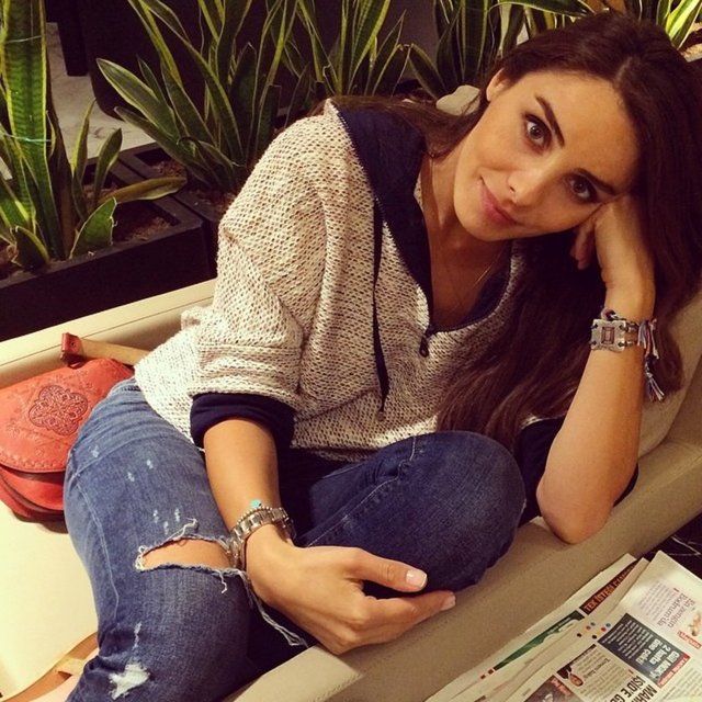 Mahidevran Sultan'dan ilgi çeken pozlar