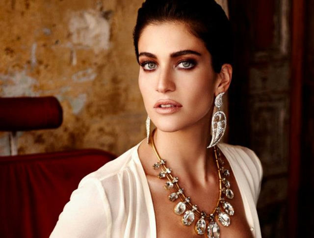 Bir markanın yeni yüzü olan Berrak Tüzünataç, önceki gün Nişantaşı'nda basın mensuplarıyla buluştu.