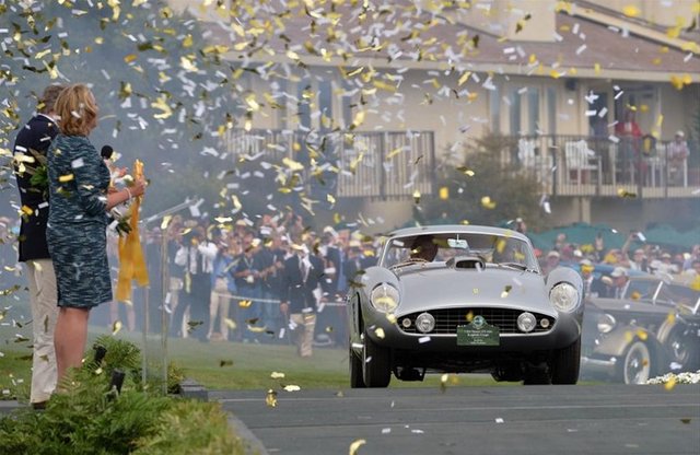 İlk olarak 1950 yılında düzenlenen festival kapsamında birbirleriyle rekabet eden arabalar, otantiklik, tarih ve fonksiyon gibi kriterlere göre değerlendiriliyor.