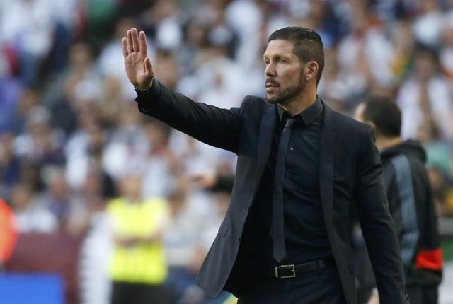 8 - Diego Simeone / Racing, Estudiantes, Rver Plate, San Lorenzo, Atletico Madrid  Harcanan Para: 246 milyon Euro