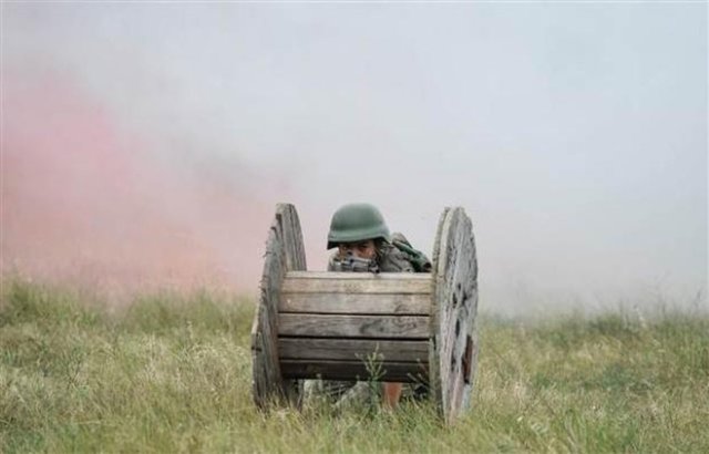 Daha sonra birliğime katılarak askeri doktor olarak görevime başlayacağım. Eğitimler zor ve yoruluyoruz. Ama kutsal vatani hizmetimi yapmak için geldim. Hizmet kutsal, maksat ulvi olunca her türlü zorluğun üstesinden gelecek enerjiyi kendimizde buluyoruz.