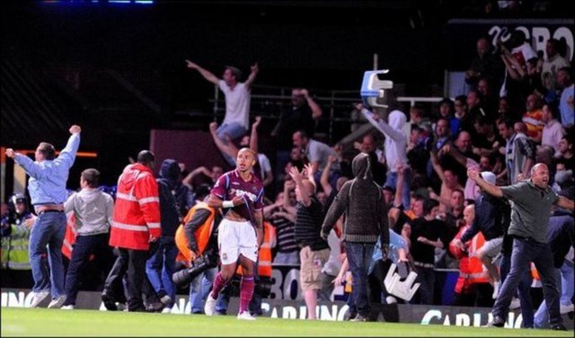 35- West Ham United - Millwall - Aldığı oy: 7